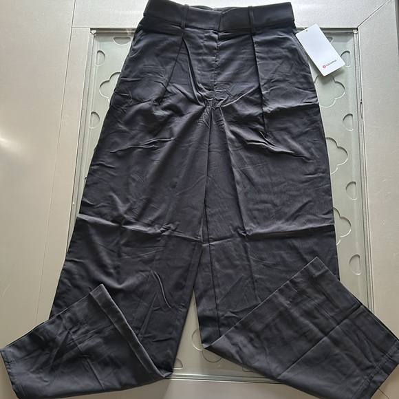 🆕 LULULEMON Pleat-Front High-Rise Trouser Black NWT Size 8 - Picture 8 of 16
